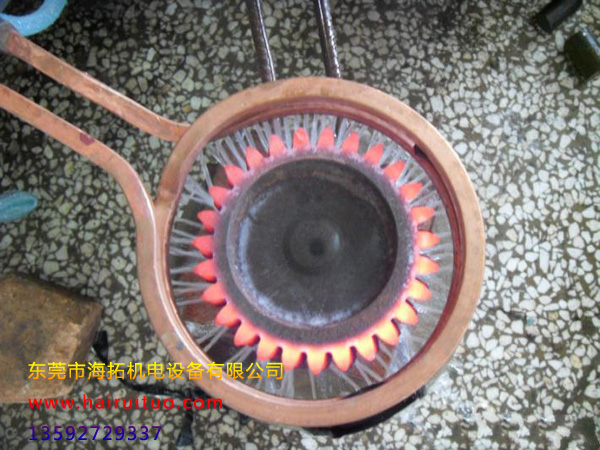 齒淬高頻淬火齒輪淬火機床有哪些類型(圖1)