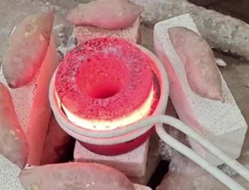 超高頻感應加熱機頻率為800Khz打樣測試