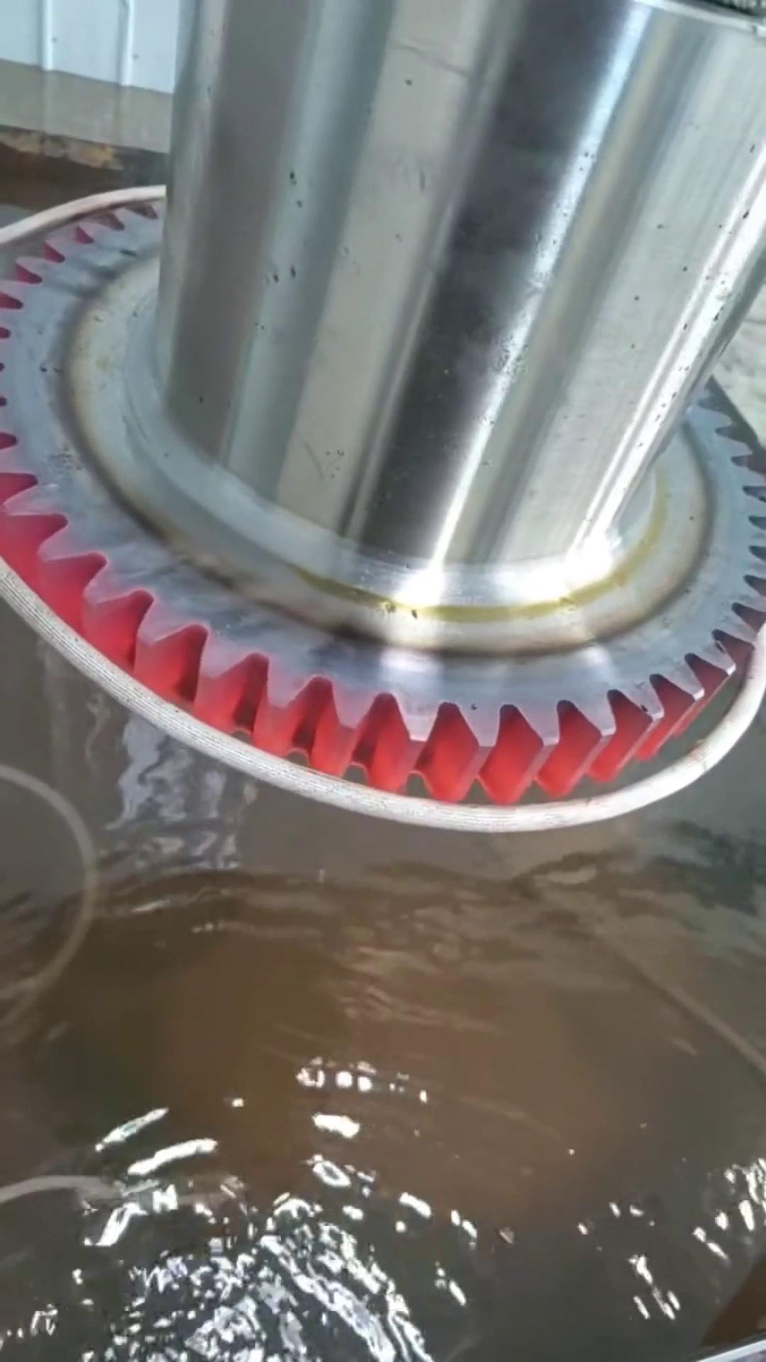 齒輪淬火用高頻淬火機床 高頻淬火設備加工深度可控 溫度精準