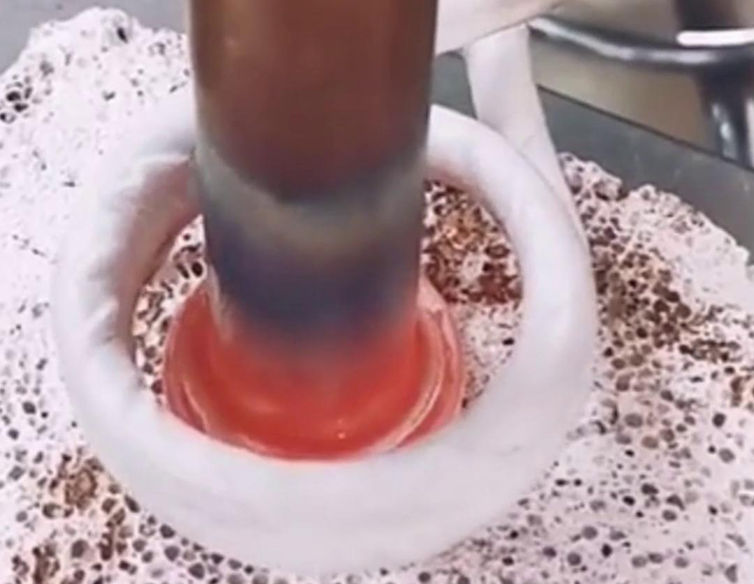 雙工位高頻感應焊接設備在不銹鋼、銅和鋁的焊接中具有顯著的應用優(yōu)勢