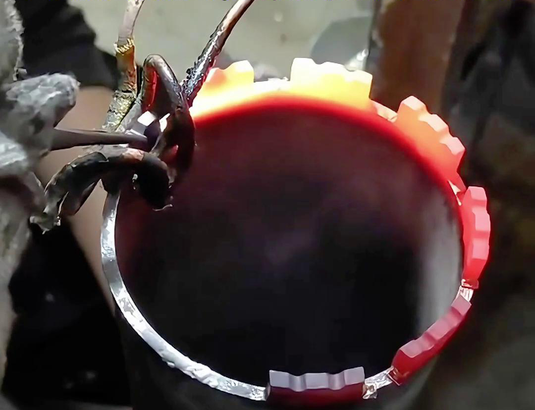 想知道鎢鋼鉆頭是怎么焊接的嗎？需要用到高頻焊機(jī)