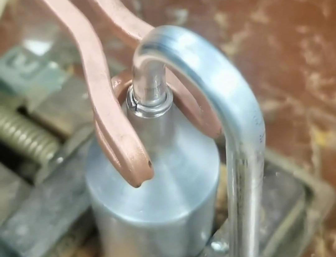 高頻釬焊鋁管，其焊接后接近鋁管本身強(qiáng)度