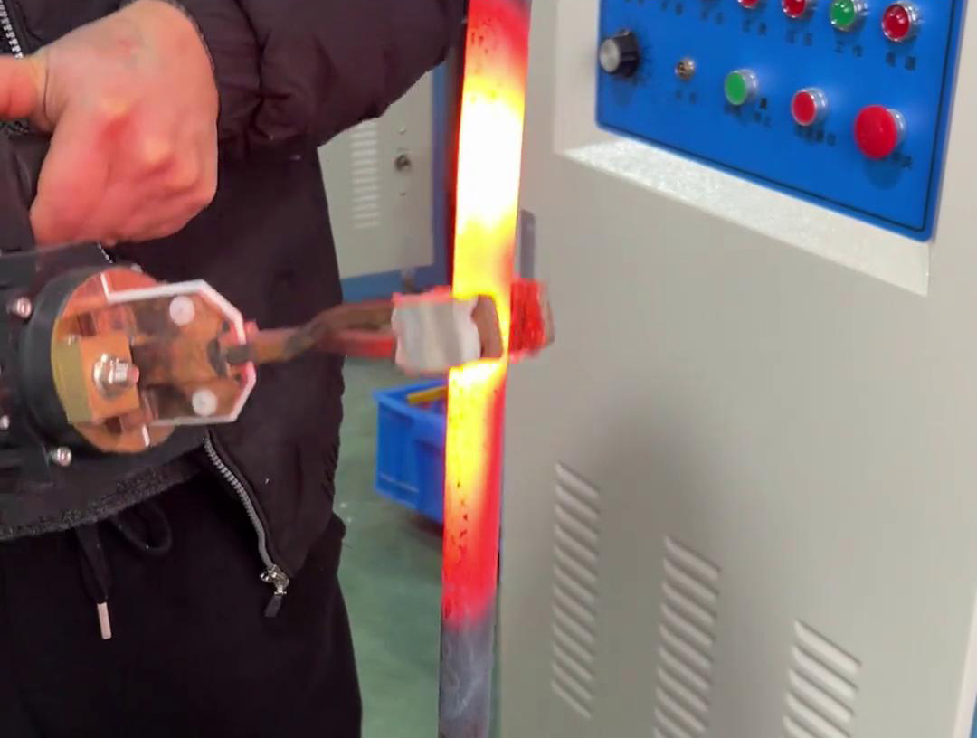 海瑞拓手持式高頻加熱機：金屬加工與維修的全能伙伴