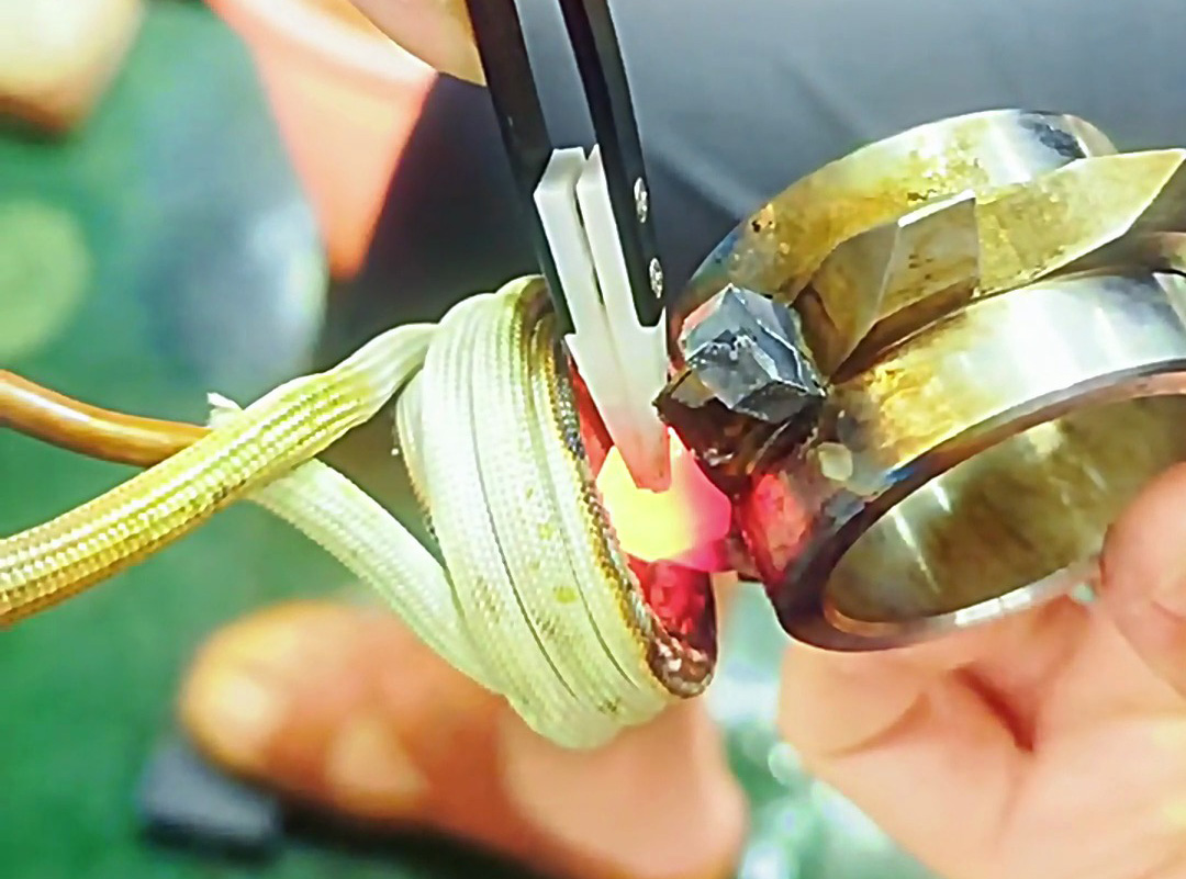 鎢鋼合金釬焊革新：高頻焊接讓火焰焊成為過(guò)去式