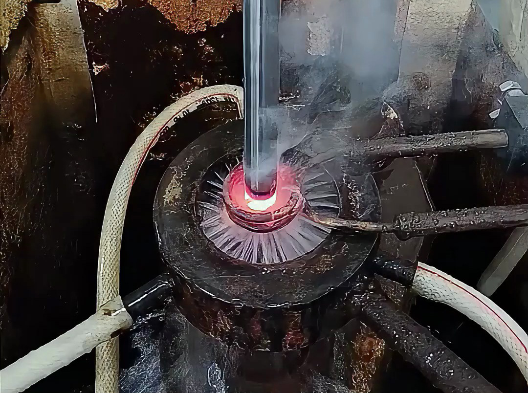 傳動(dòng)系統(tǒng)輸出軸淬火優(yōu)選！海瑞拓高頻淬火機(jī)床，精準(zhǔn)高效降本標(biāo)桿(圖2)