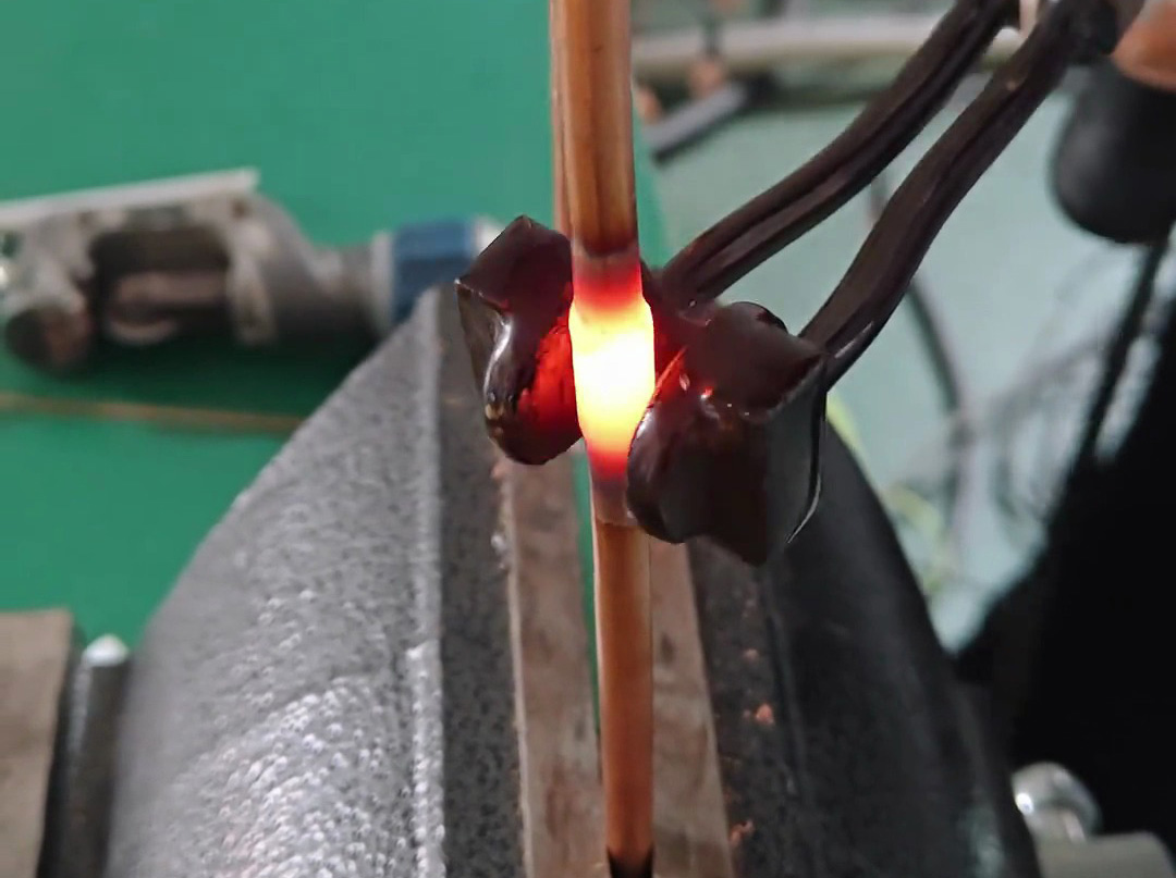 銅管焊接原來這么簡單？手把手教你使用手持式高頻焊機(jī)焊接銅管