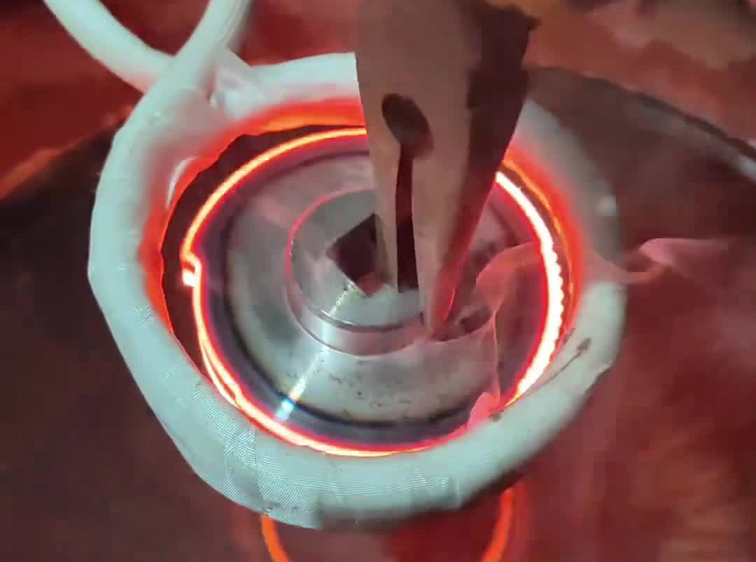 制動(dòng)齒輪淬火高效方案！海瑞拓超高頻淬火機(jī)，硬度耐磨雙提升