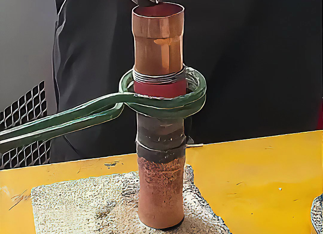 直徑22mm銅管焊接演示！海瑞拓手持式高頻焊機(jī)，制