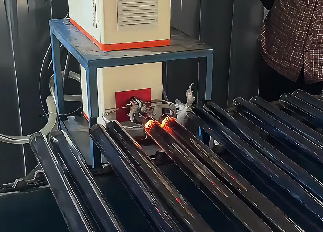 告別火焰加熱！超高頻技術(shù)賦能太陽能集熱管精準(zhǔn)激活