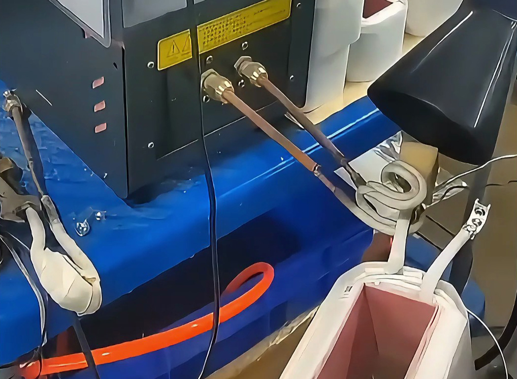 實(shí)操實(shí)錄！海瑞拓高頻加熱機(jī)，開罐器把手熱融合高效又牢固