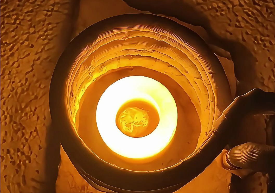 高頻熔金機(jī)震撼演示！黃金鉑金都能熔？