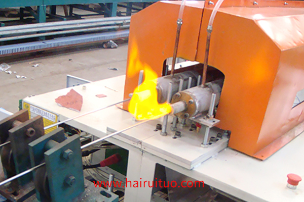 海瑞拓高頻電感應(yīng)加熱設(shè)備 加工無(wú)縫鋼管彎曲高頻感應(yīng)加熱設(shè)備 節(jié)能省電(圖1)