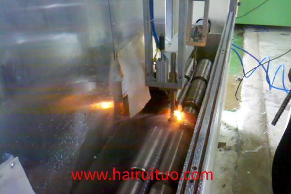 連桿高頻淬火設(shè)備加熱鋼材縱向局部溫度不均勻原因(圖1)